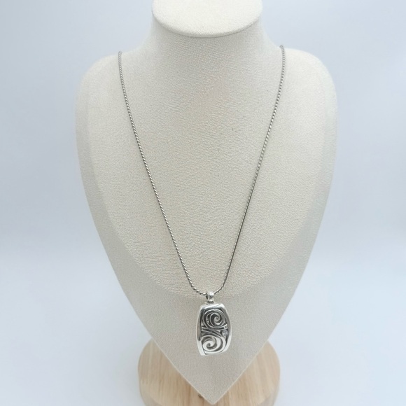 Brighton London Groove Badge Clip Necklace - Picture 1 of 7